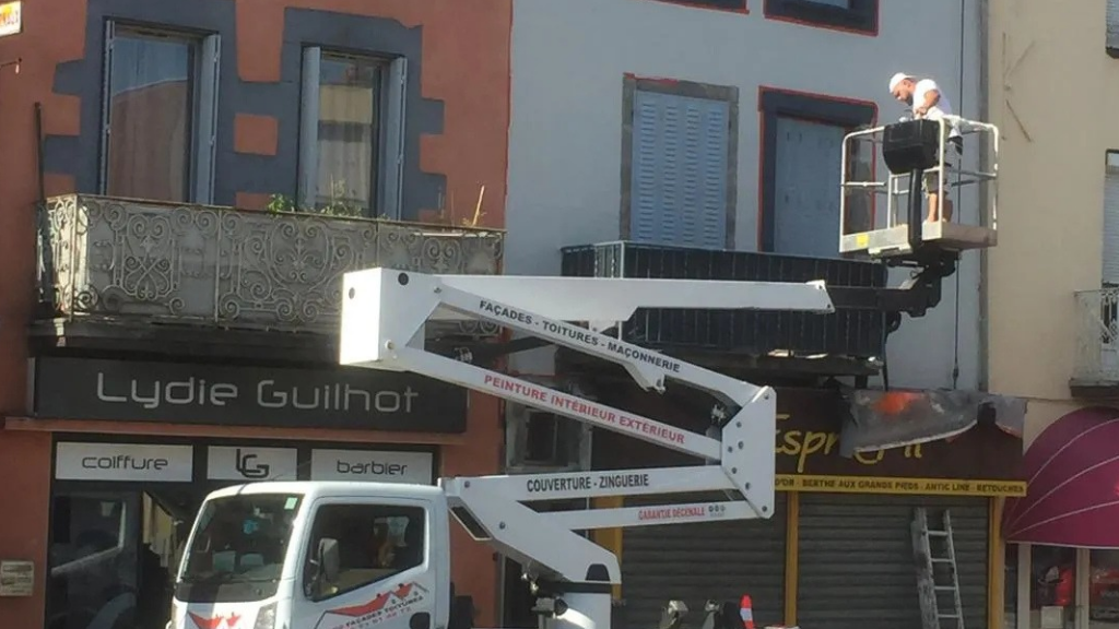 Rénovation de façades à Clermont-Ferrand : valorisez votre habitation