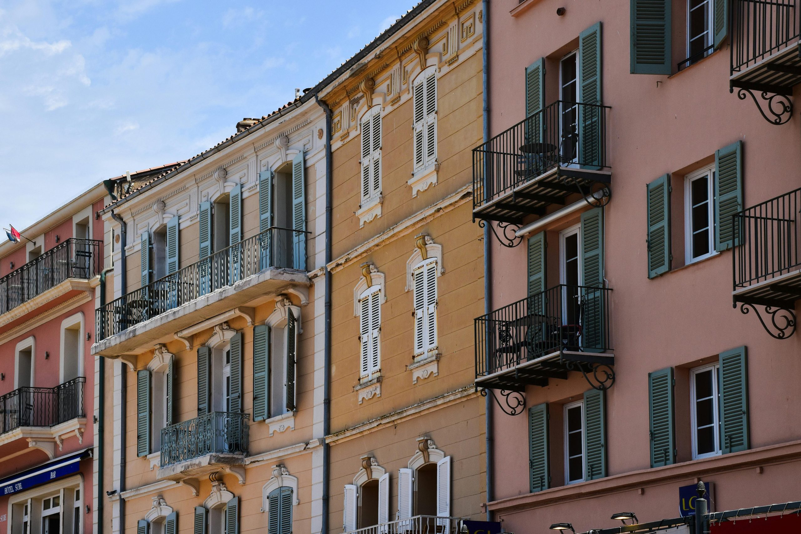 Rénovation de façades à Clermont-Ferrand : valorisez votre habitation